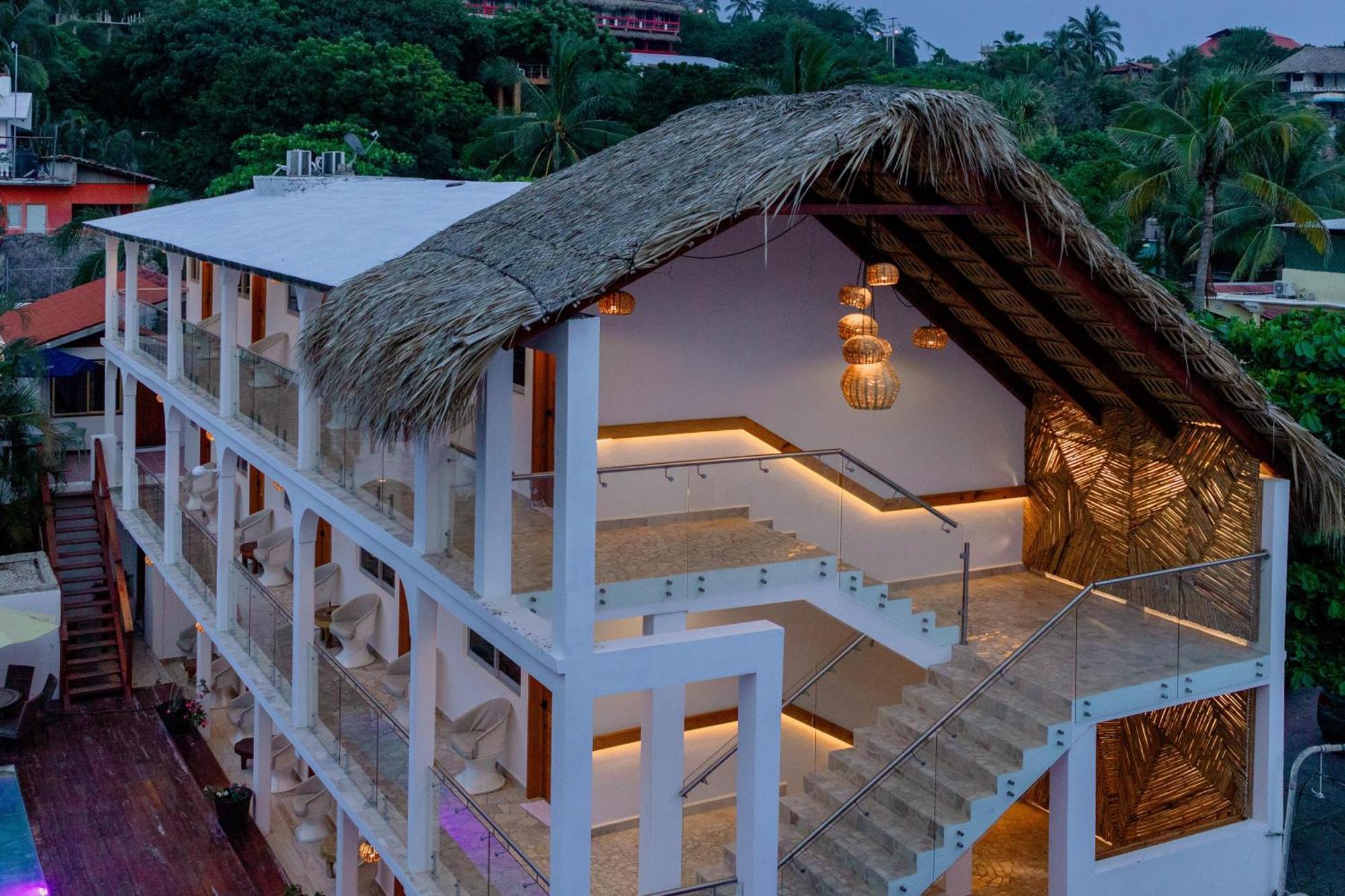 Bungalows Zicatela Puerto Escondido  Exterior photo