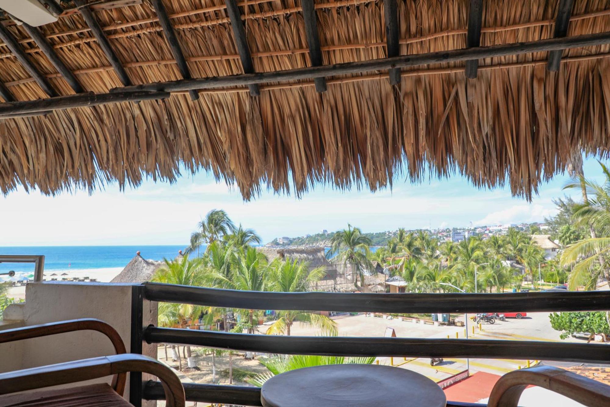 Bungalows Zicatela Puerto Escondido  Exterior photo
