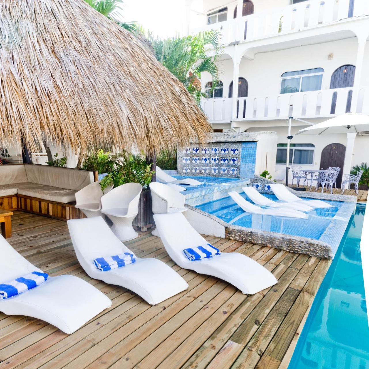 Bungalows Zicatela Puerto Escondido  Exterior photo